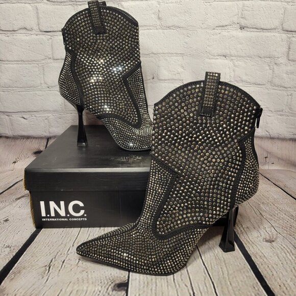 Inc Oaklynne Pointed Toe Zip-up Booties - Picture 1 of 7
